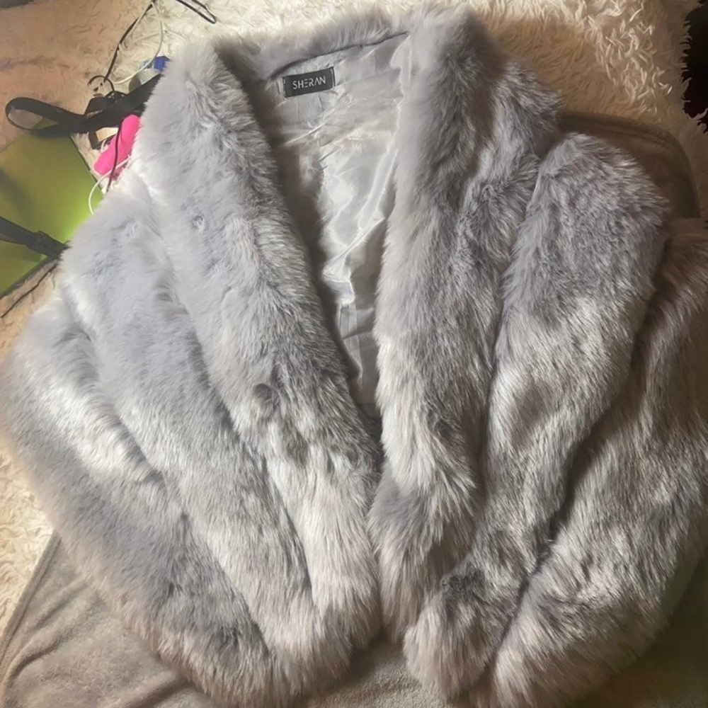 Sliver faux fur